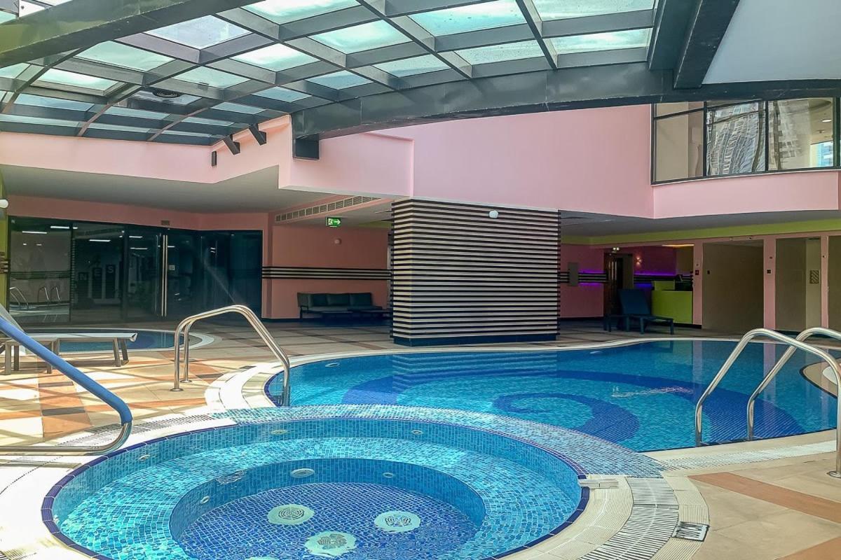 Apartament Frank Porter - Time Place Tower Dubaj Zewnętrze zdjęcie